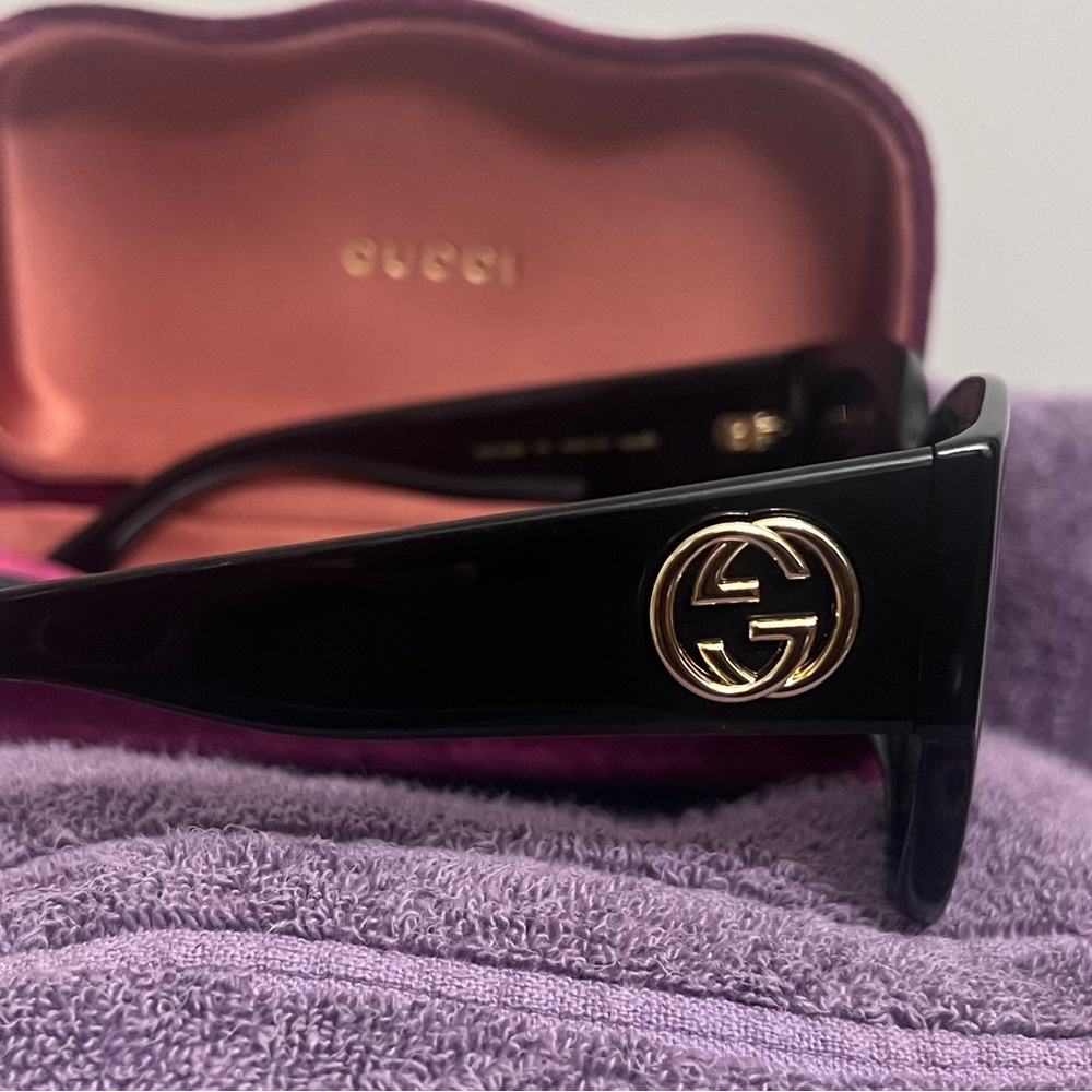 Gucci Sunglasses, GG0142SA - Picture 4 of 5